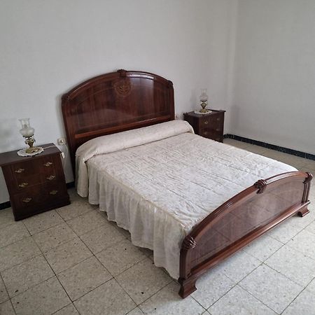 فندق Casa Vicenta Herencia المظهر الخارجي الصورة